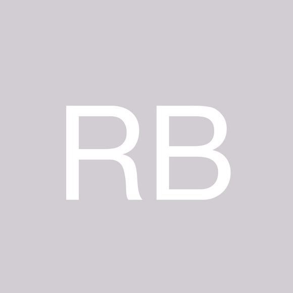 Meet your Posher, Rebecca - Picture 1 of 1